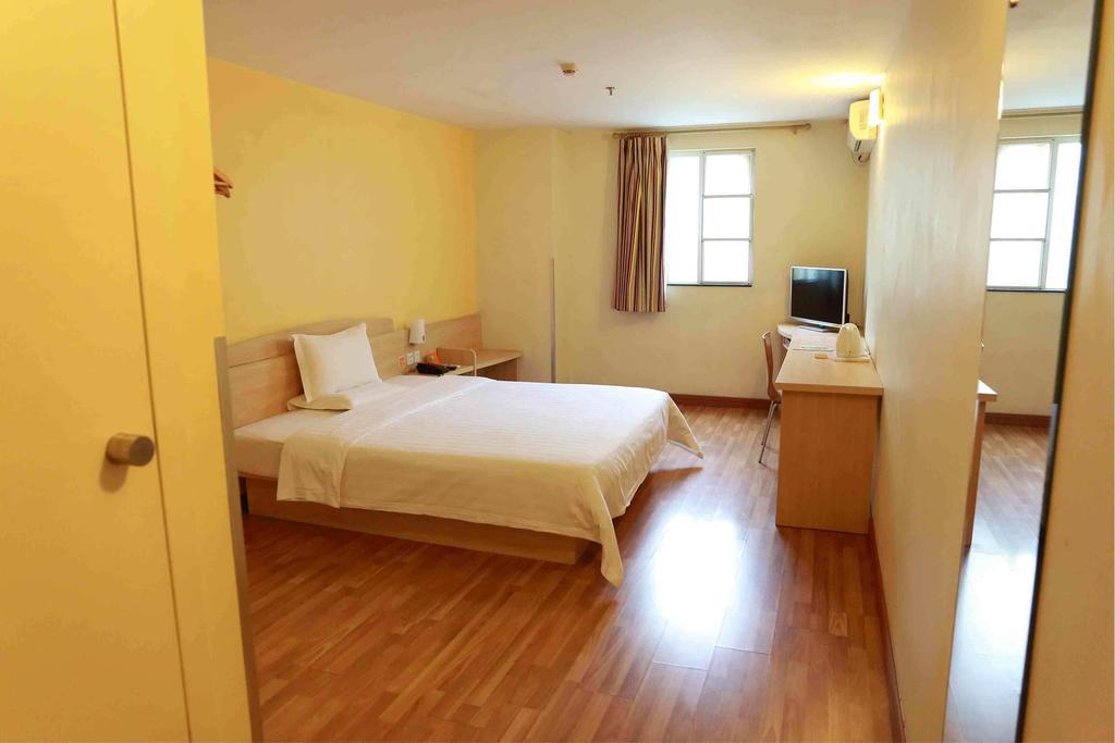 7 Days Inn Meizhou Jiangnan Kedu Commercial Plaza Cameră foto